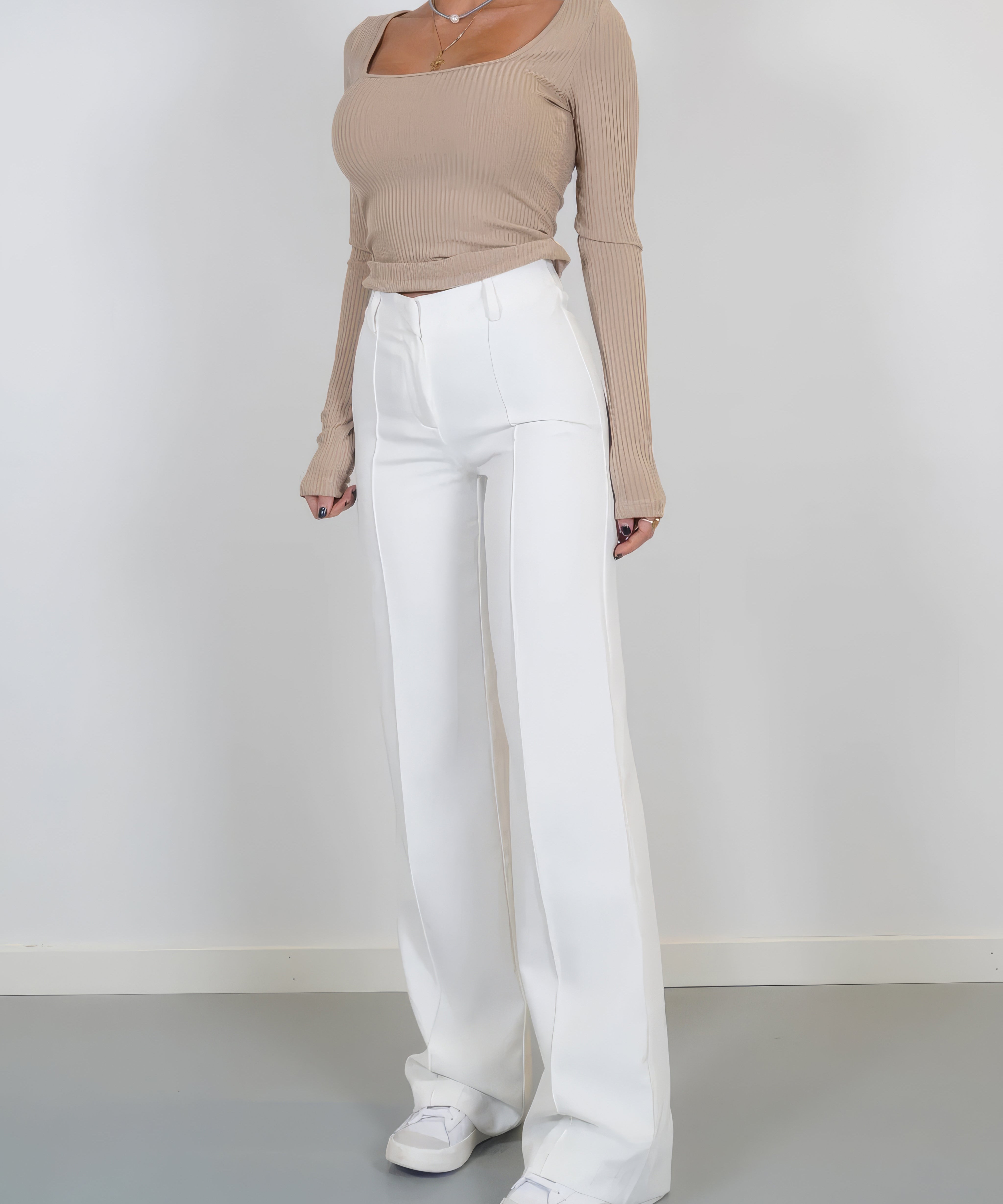 Weite Hose – Komfortabler & Stylischer Fit für Deinen perfekten Look