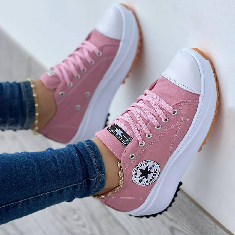 Komfortable Orthopädische Schuhe mit robusten Schnürsenkeln und Extra-Dicker Sohle