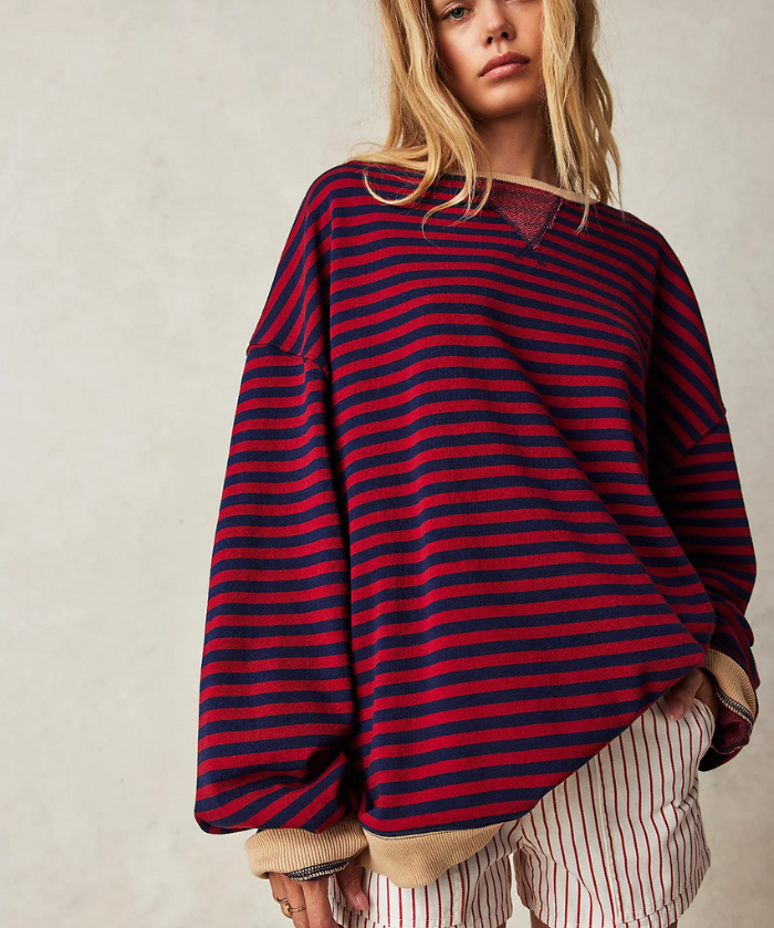 Lässiges gestreiftes Damen-Sweatshirt mit kontrastierenden Akzenten