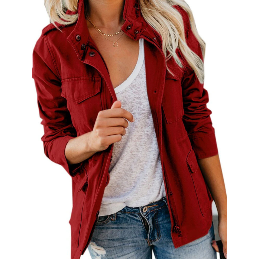 Moderne, schicke Jacke für Damen mit Reißverschluss