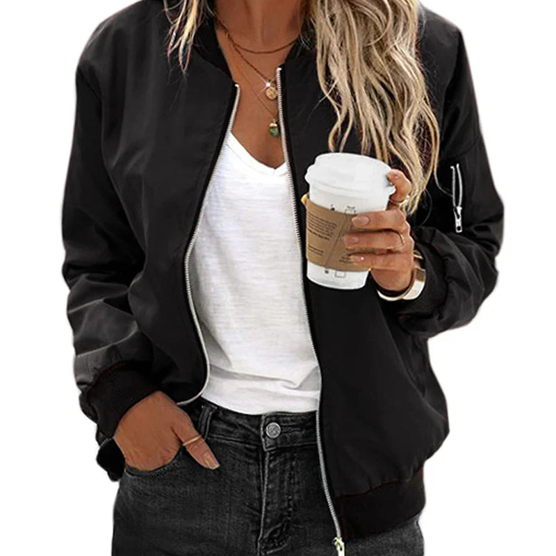 Stylische Damen-Bomberjacke aus atmungsaktivem, leichtem Material mit eleganten Rippdetails