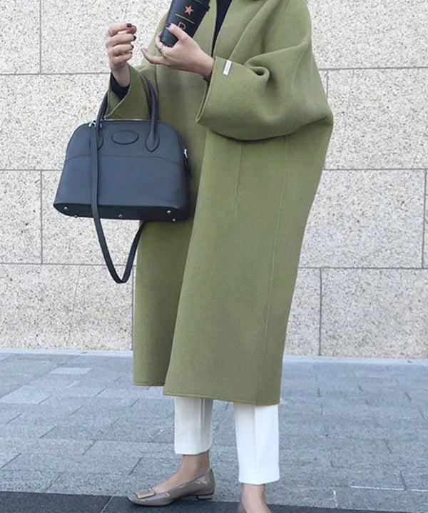 Stilvoller Langarm-Wollmantel für einen eleganten Look