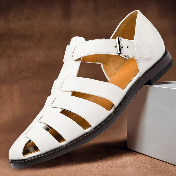 Klassische Ledersandalen für Stil und Komfort