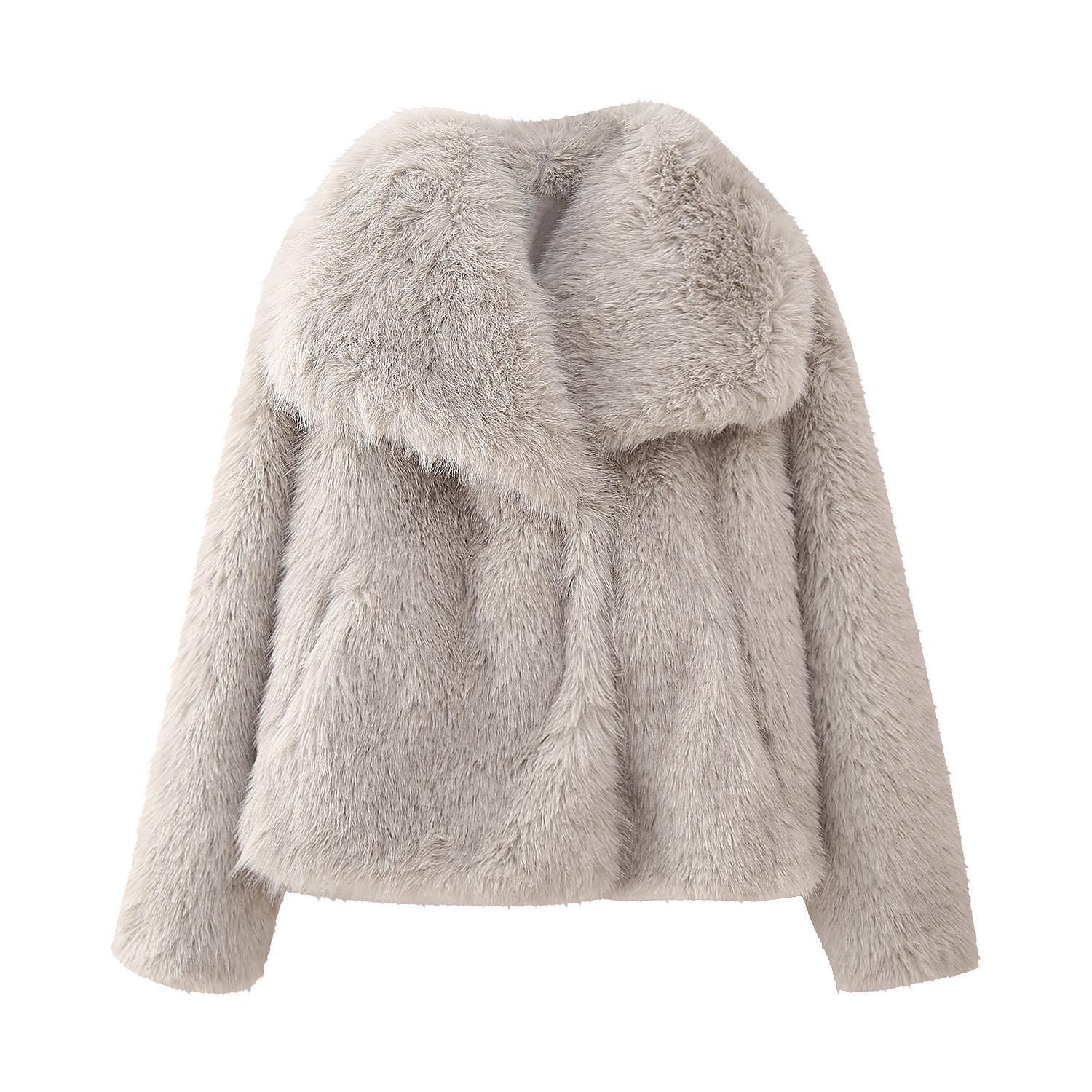 Stilvolle und warme Pelzjacke für jeden Anlass