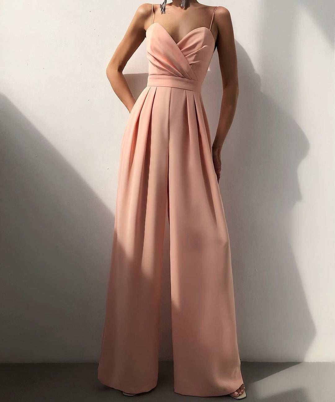 Stylischer und trendiger Sommer-Jumpsuit für Damen