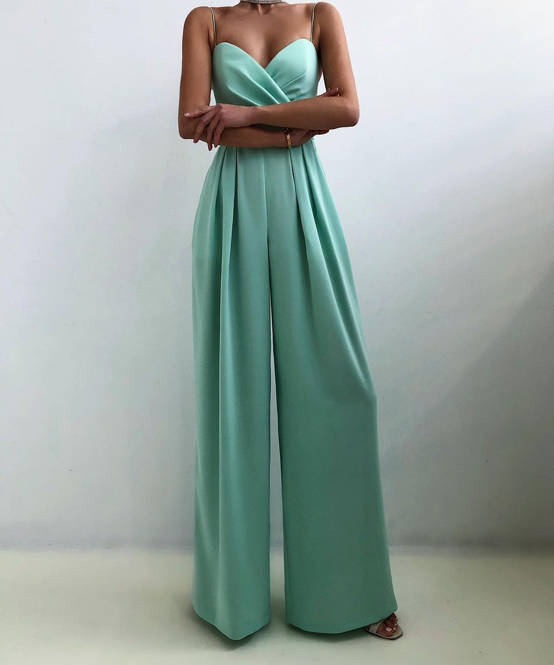 Stylischer und trendiger Sommer-Jumpsuit für Damen