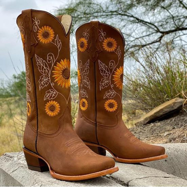 Elegante Damen-Cowboystiefel mit Stickerei und harter Sohle