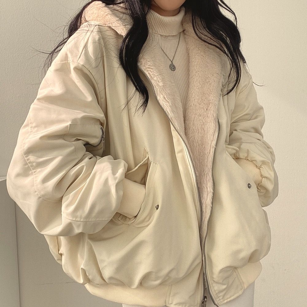 Stylische Wendejacke mit praktischer Kapuze für vielseitigen Look
