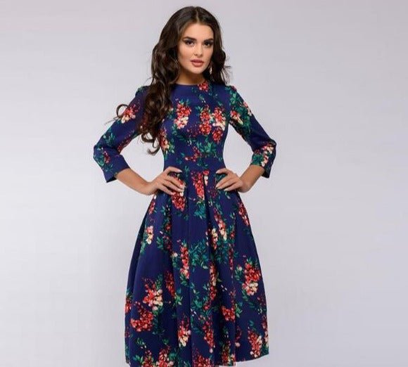 Elegantes Retro-Kleid in mittellanger Ausführung für stilvolle Auftritte
