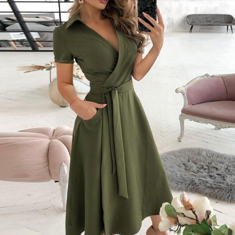 Linien-Kleid zum Binden